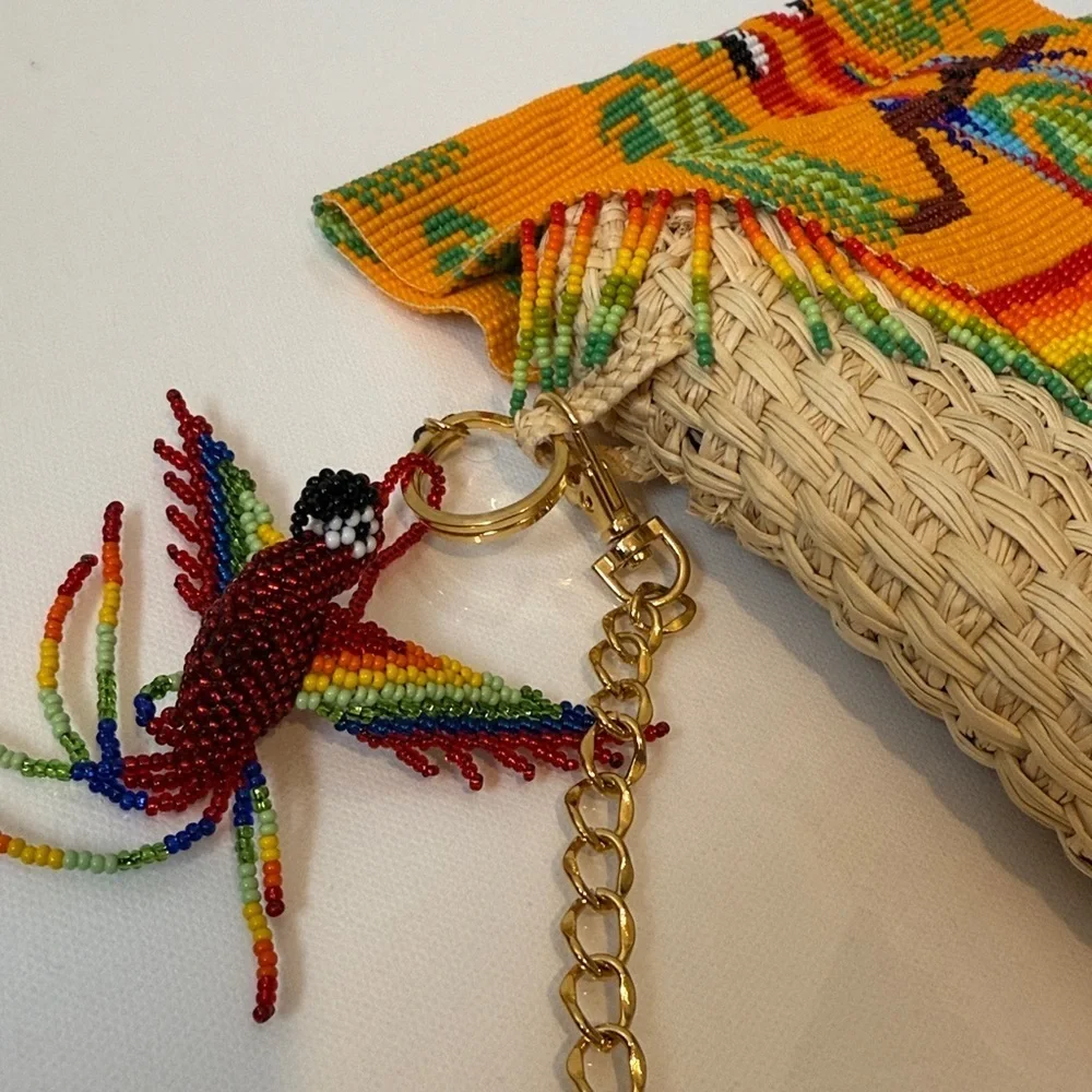 YUMAJAI Guacamaya Handmade Beaded Macaw Parrot Clutch Handbag Purse and Charm - Picture 9 of 9